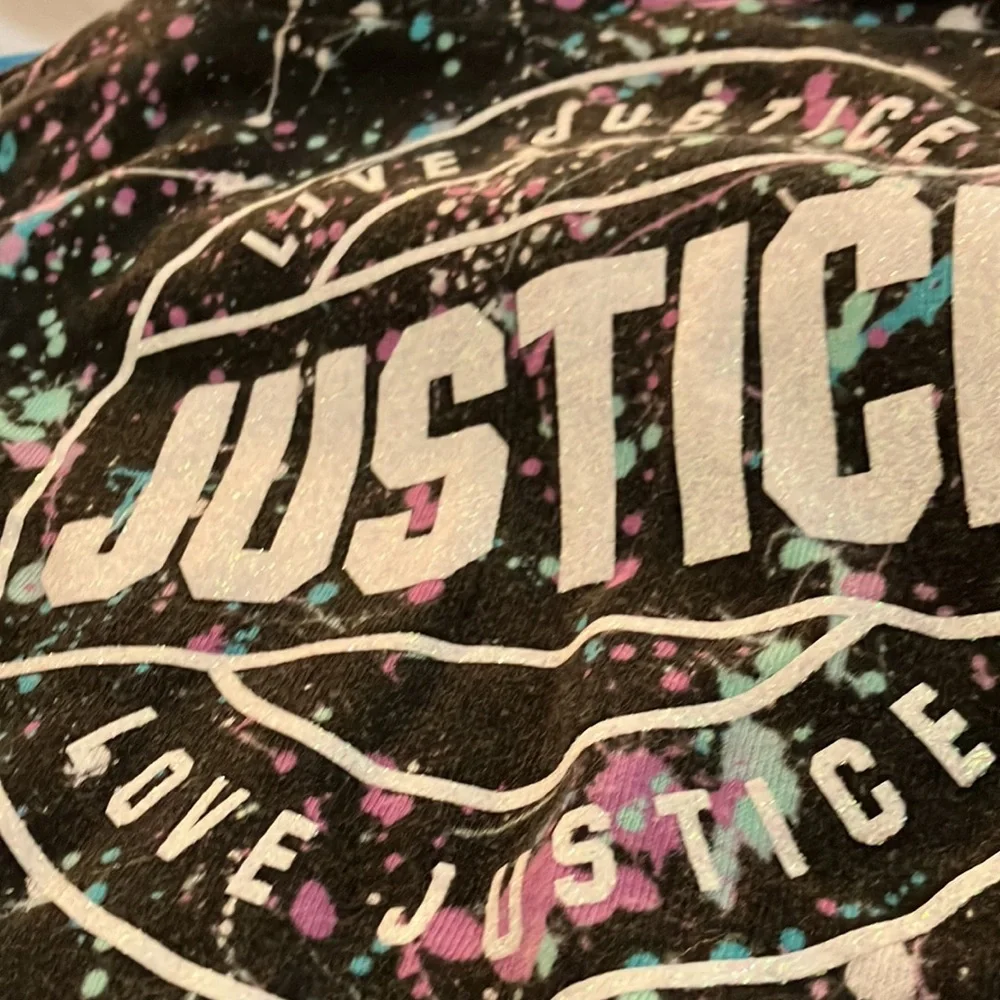 FINAL MARKDOWN Girls Justice Splatter lightweight hooded sweatshirt w/ Logo 6/7